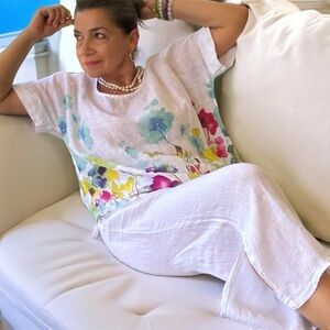 White linen capris pants with a side slit